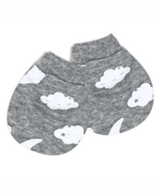 Baby Boys or Baby Girls Layette Gift Bag Set