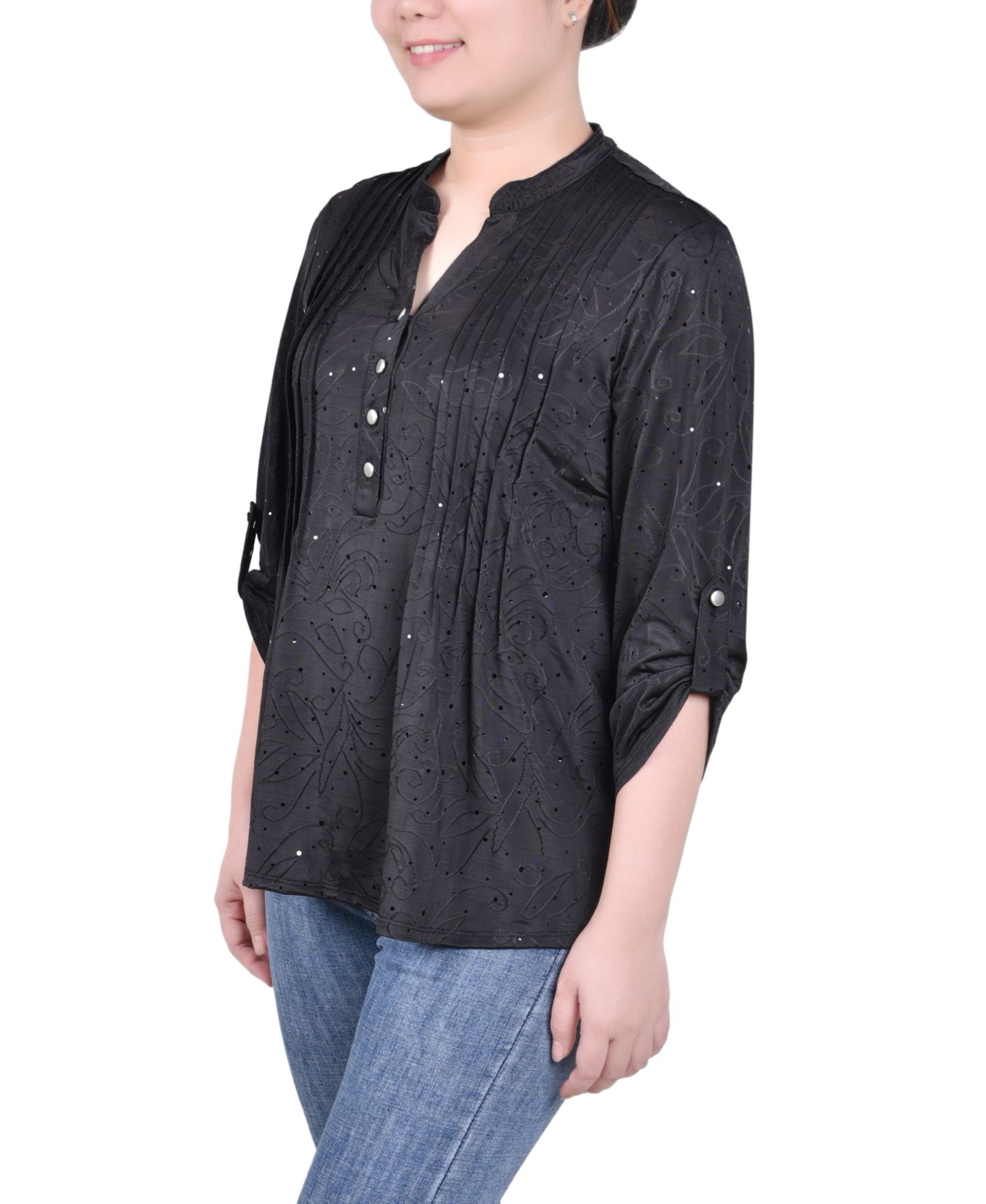Женский топ NY Collection Petite 3/4 Sleeve Roll Tab Y Neck, цвет: Чёрный — фото 3