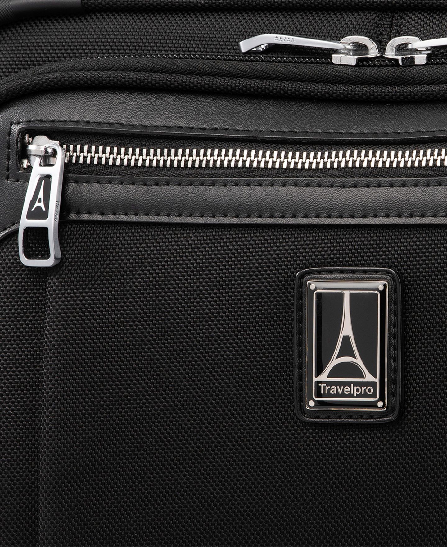 Чемодан Travelpro Platinum Elite 16" Carry-On Spinner, цвет: Теневой чёрный — фото 6