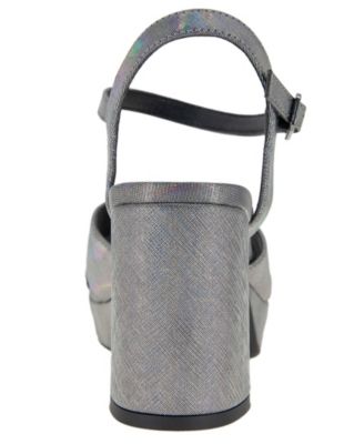 Reeva Criss-Cross Platform Sandals