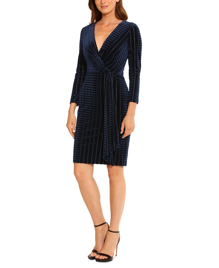 maggy london ruched waist midi dress Maggy London Women's Printed Gathered Midi Dress - NAVY/TEAL