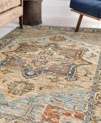 Bergama BE2 5' x 7'10" Area Rug