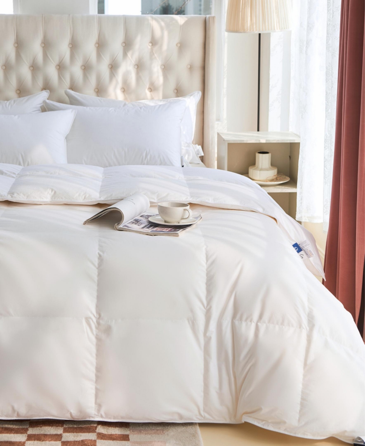 Royal Elite 850 Plus Fill Power Ultra Warmth Luxurious Canadian Hutterite Goose Down Comforter, King In White