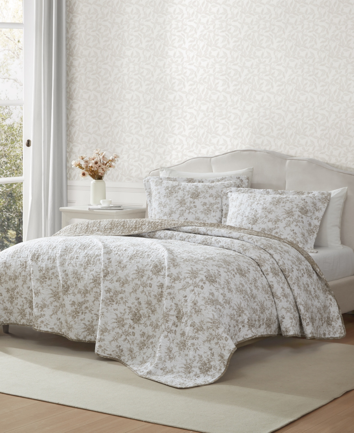 Laura Ashley Walled Garden Cotton Reversible 3-Piece Quilt Set