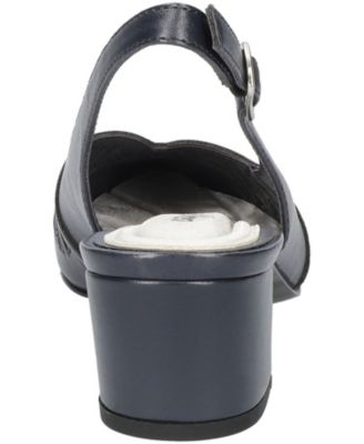 Women's Bizzy Buckle Slingback Pumps