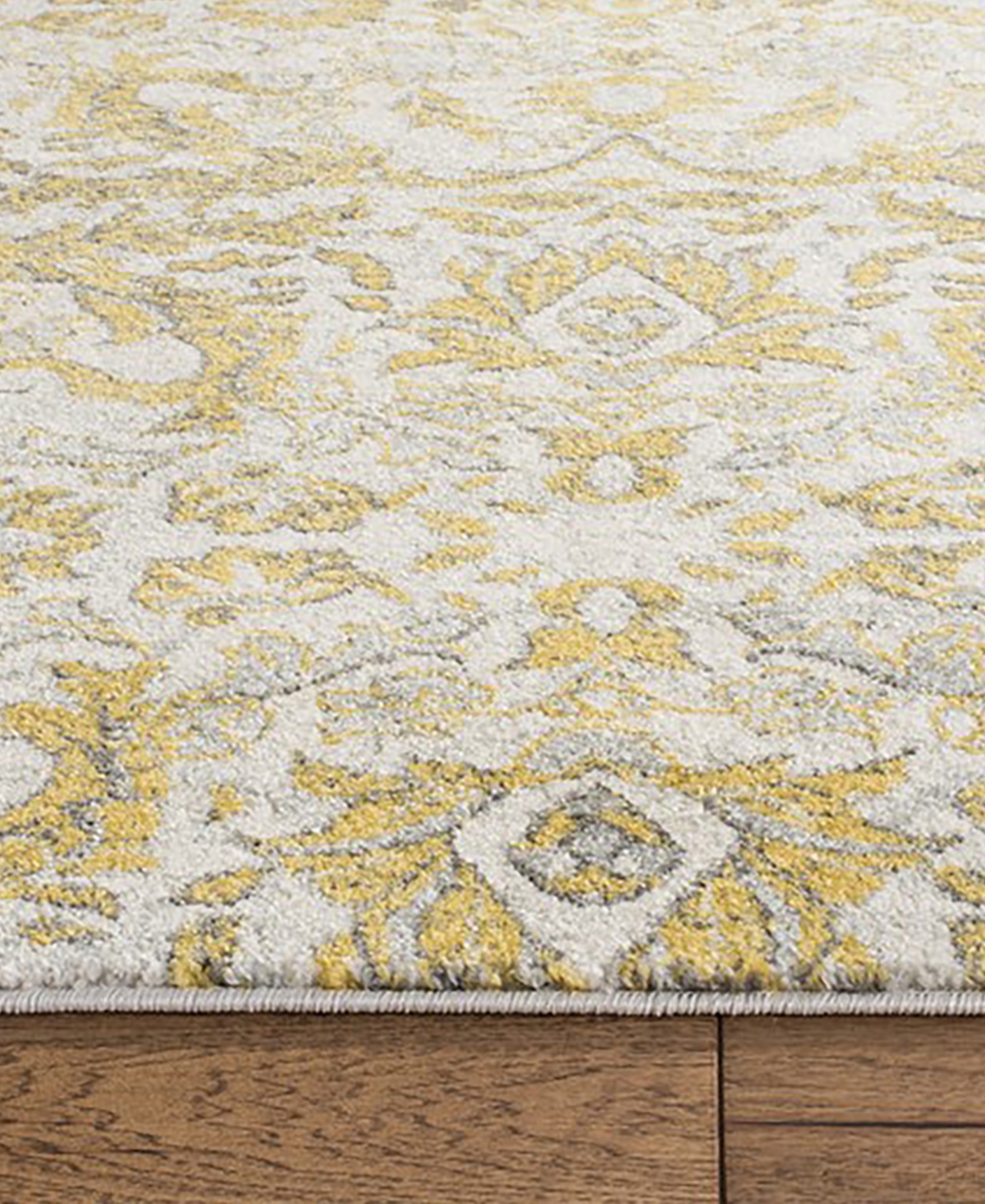 Safavieh Evoke EVK238and Gold Area Rug - Ivory