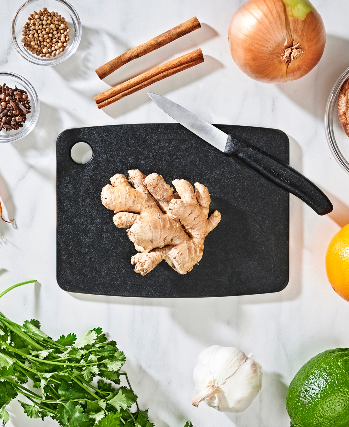 Epicurean Kitchen Series 8" X 6" Cutting Board In Slate