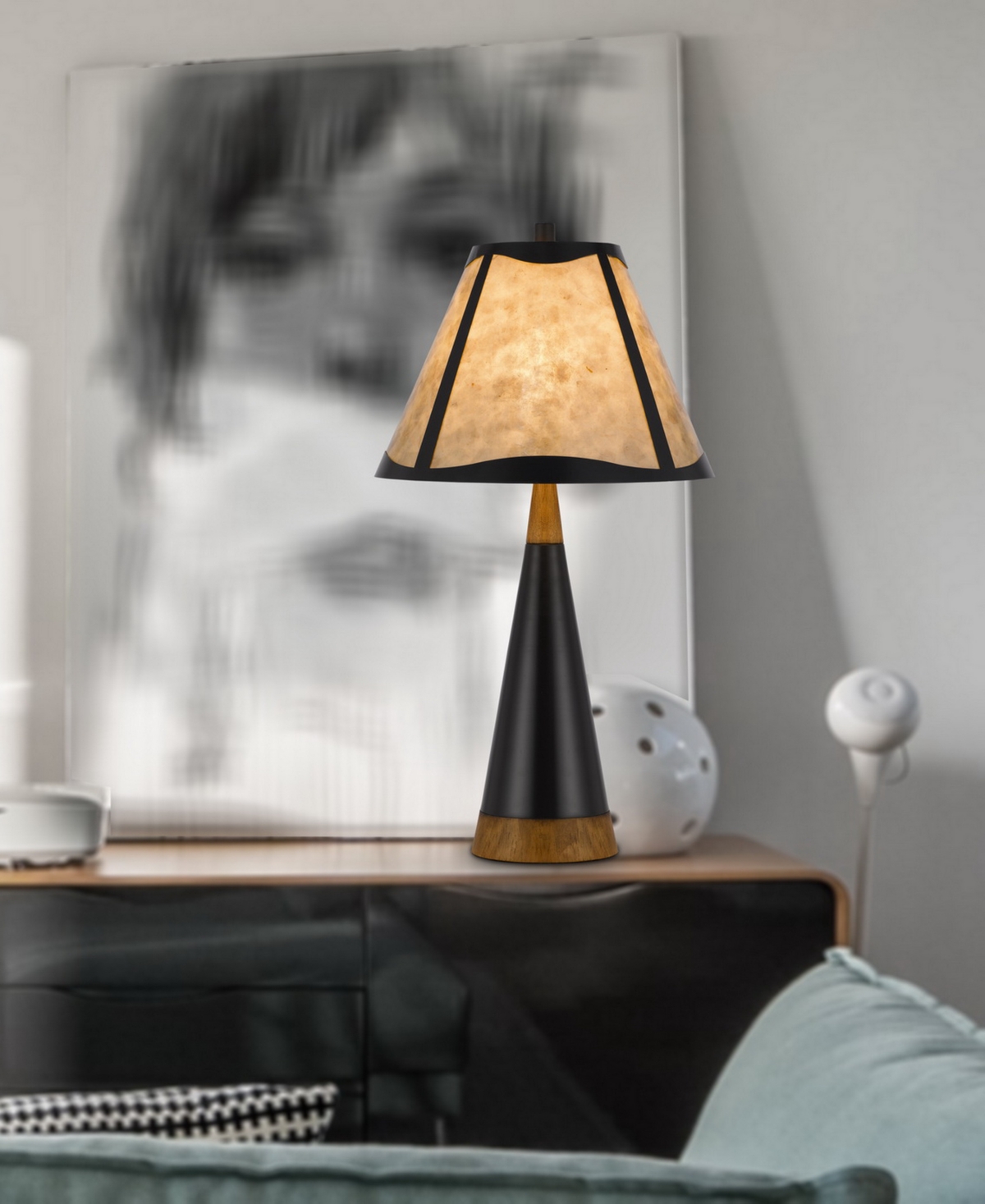 Cal Lighting 29.5" Height Metal And Wood Table Lamp With Shade In Mica,black,wood