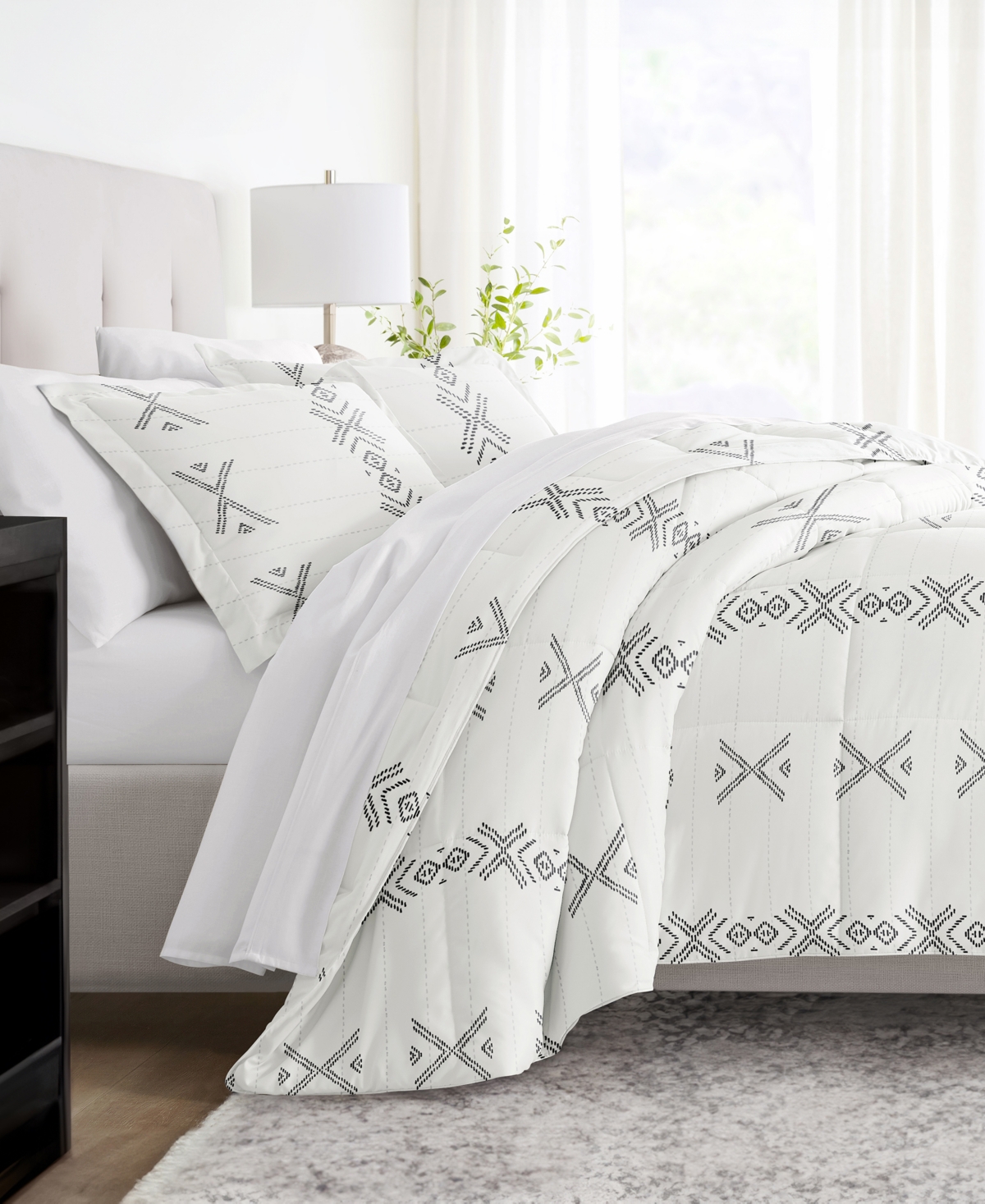 ienjoy Home Urban Stitch Patterned Comforter Set