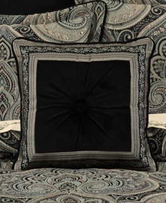 Vincenzo Decorative Pillow, 18" x 18"