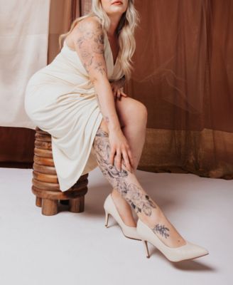 Women's Gabriella Pointed Toe Pumps