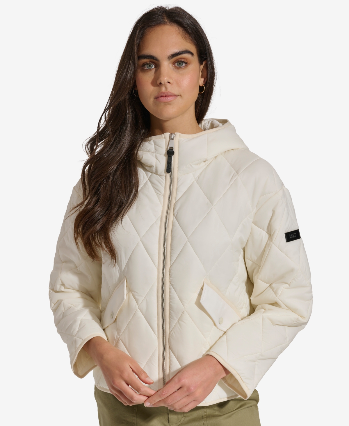 Dkny Women's Cropped Hooded Diamond Quilted Coat In Pearl
