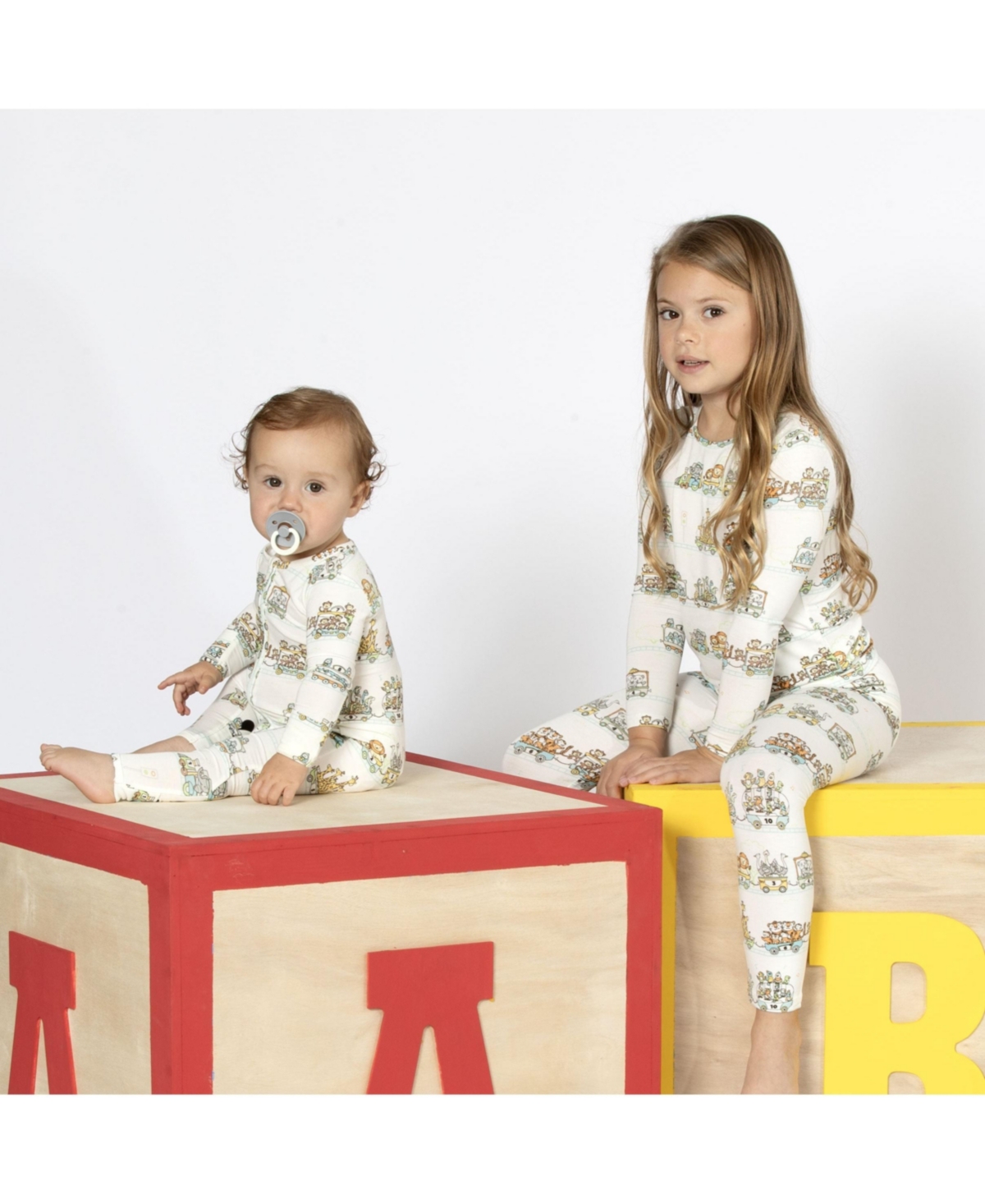 Bellabu Bear Unisex BabyConvertible Footie Pajama - Zoo train