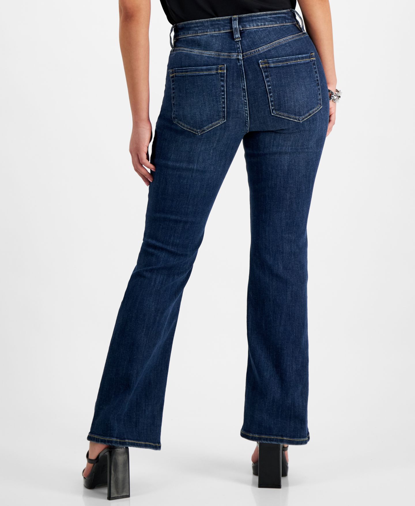 Женские джинсы I.N.C. International Concepts Petite Mid-Rise Bootcut Denim Jeans, цвет: Тёмный индиго — фото 2