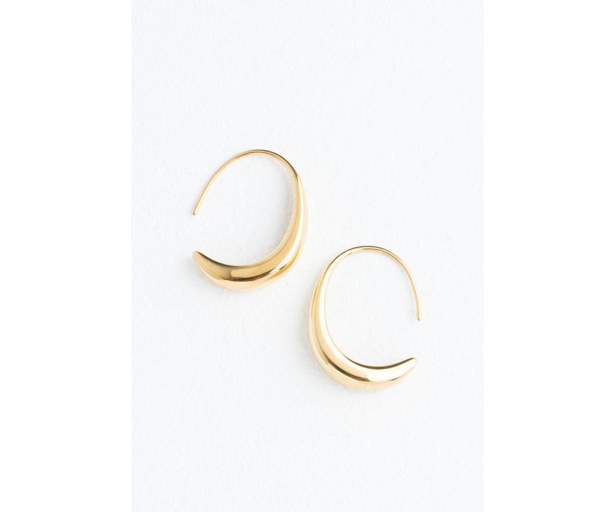 Crescent Moon Thread Drop Earrings in Gold - Golden glow