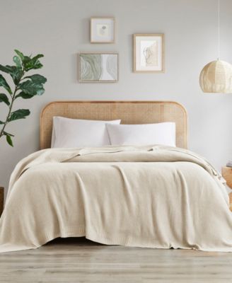 Bree Classic Knit Blanket, King