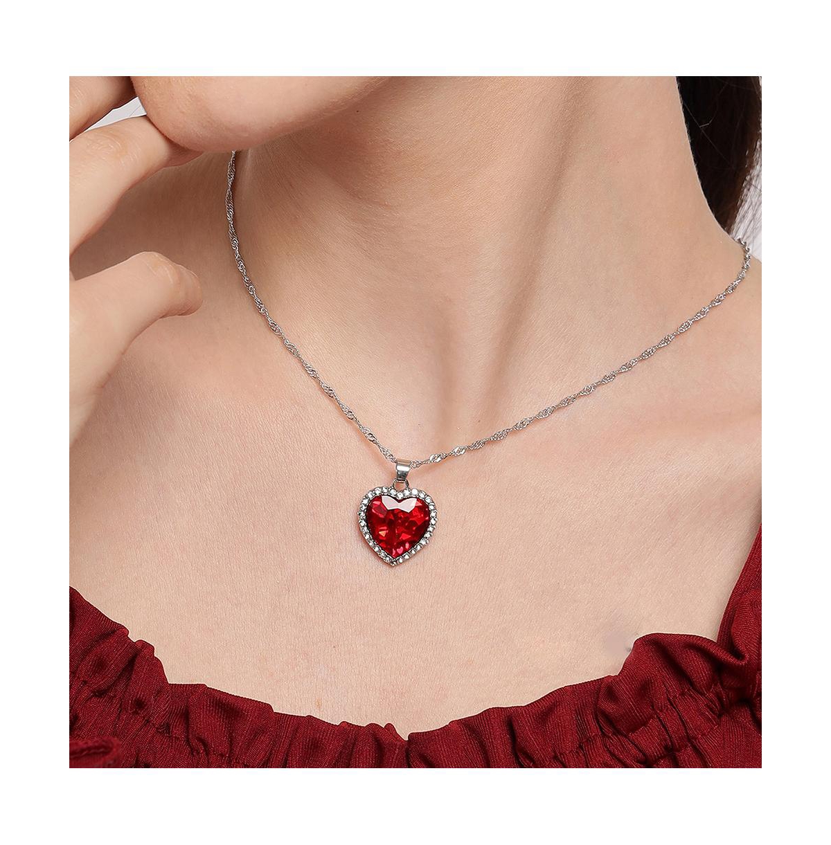 Shop Sohi Women's Red Heart Stone Pendant Necklace