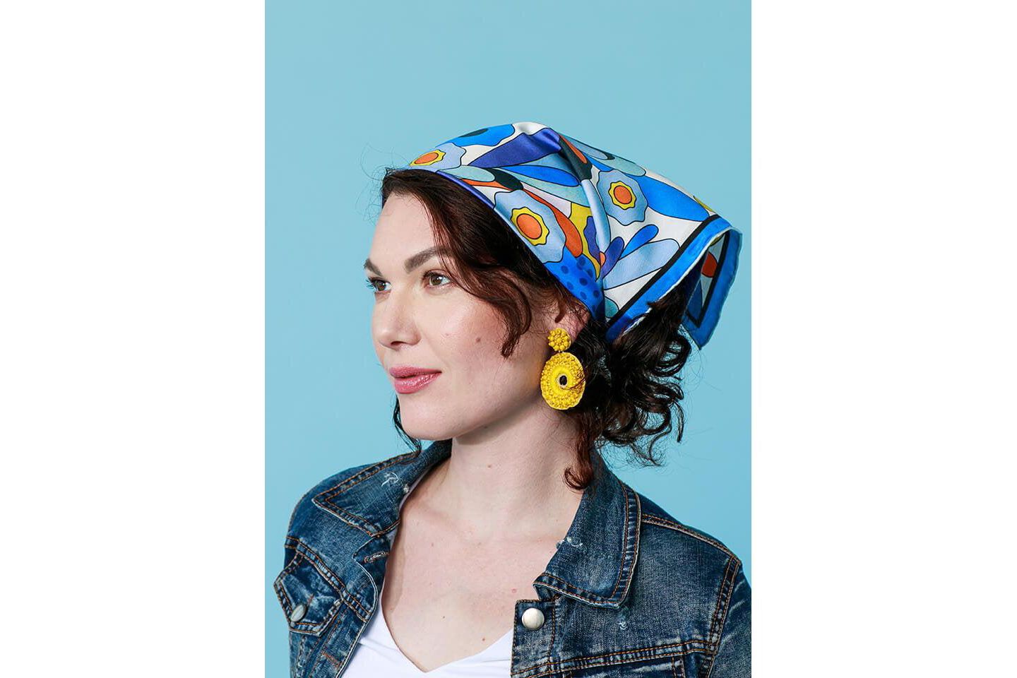 Женский шарф Jessie Zhao New York Silk Bandana Scarf Of Ocean Imagination, цвет: Синий / Жёлтый — фото 2