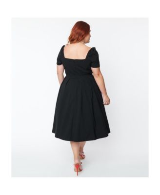 Plus Size Short Sleeve Sweetheart Midge Swing Dress