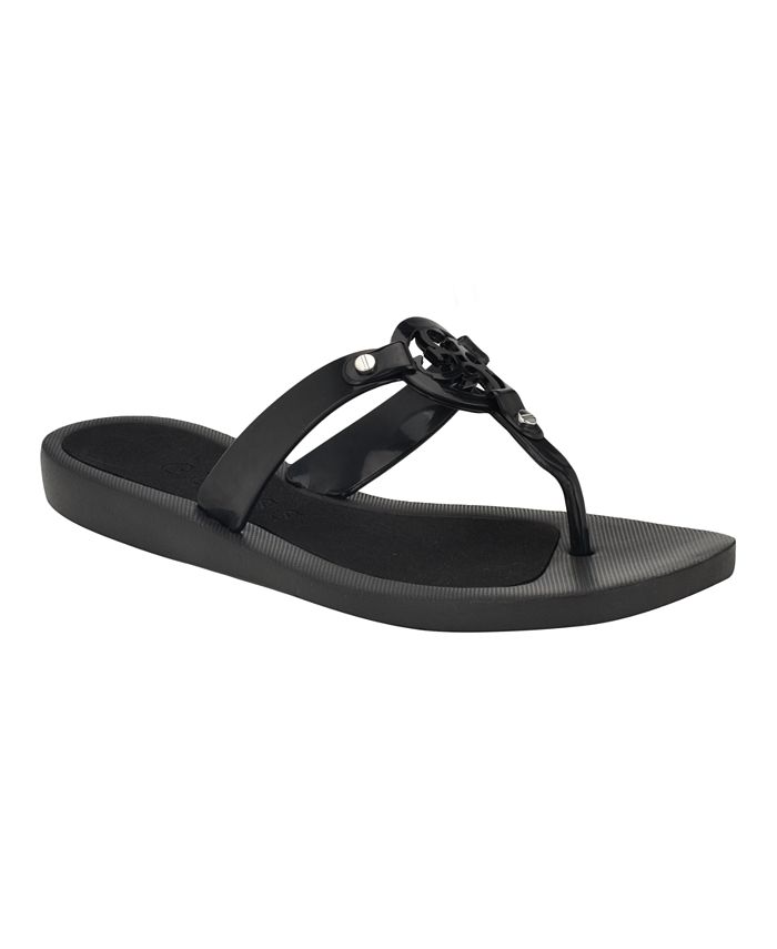 Guess flip 2025 flops macy's