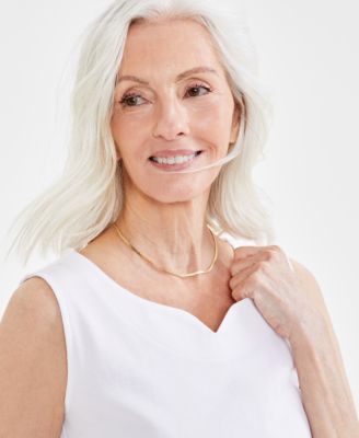 Petite Notch Neck Sleeveless Knit Top