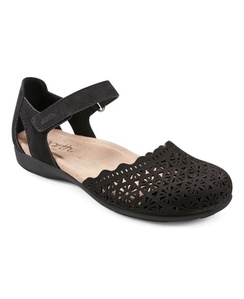 Женские сандалии Earth Bronnie Perforated Two-Piece Flat, цвет: Чёрный нубуковый