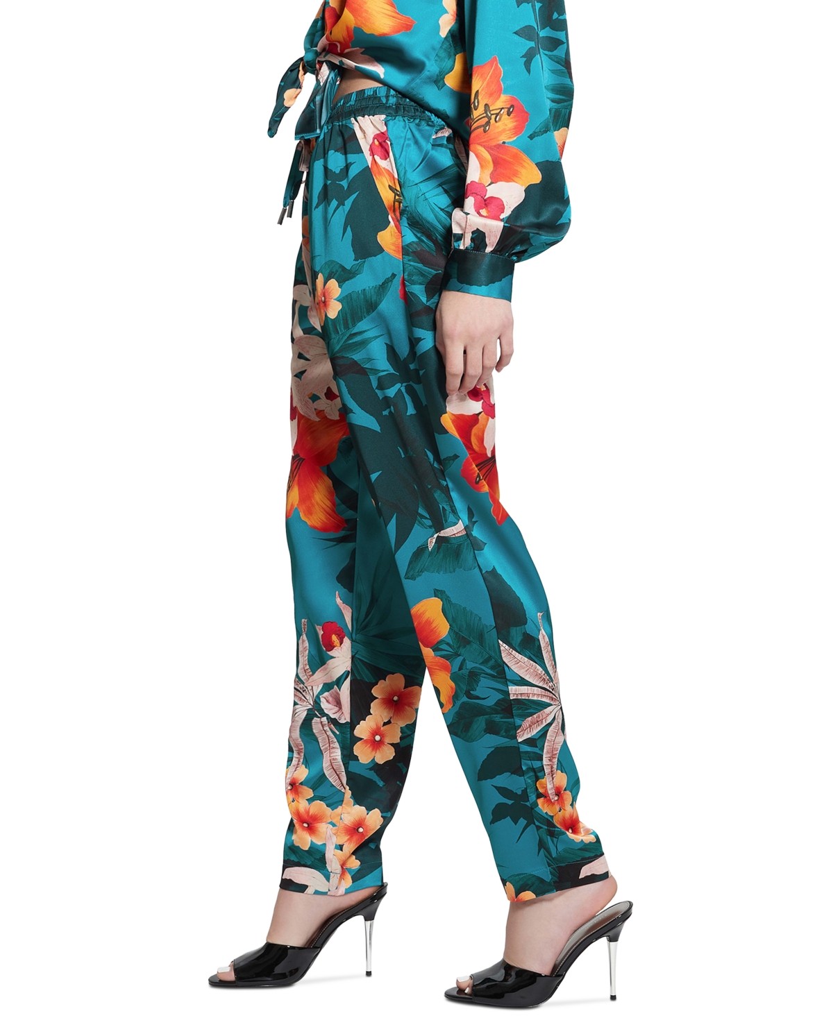 Shop Guess Women's Viola Floral Straight-leg Jogger Pants In Hawaian Susnet Print