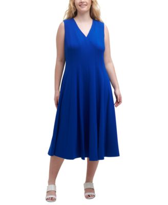 Calvin Klein - Plus Size V-Neck Sleeveless Midi Dress