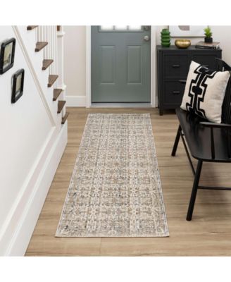 Divina Virtuous 2'6" x 7'10" Runner Area Rug