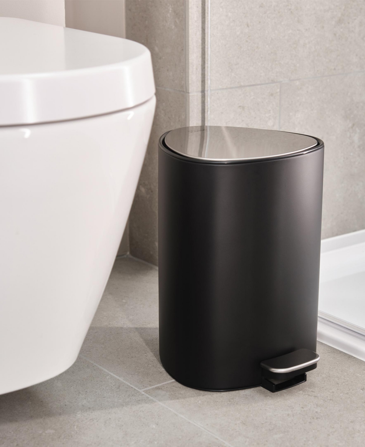 Joseph Joseph Easystore 5-liter Pedal Trash Bin In Black