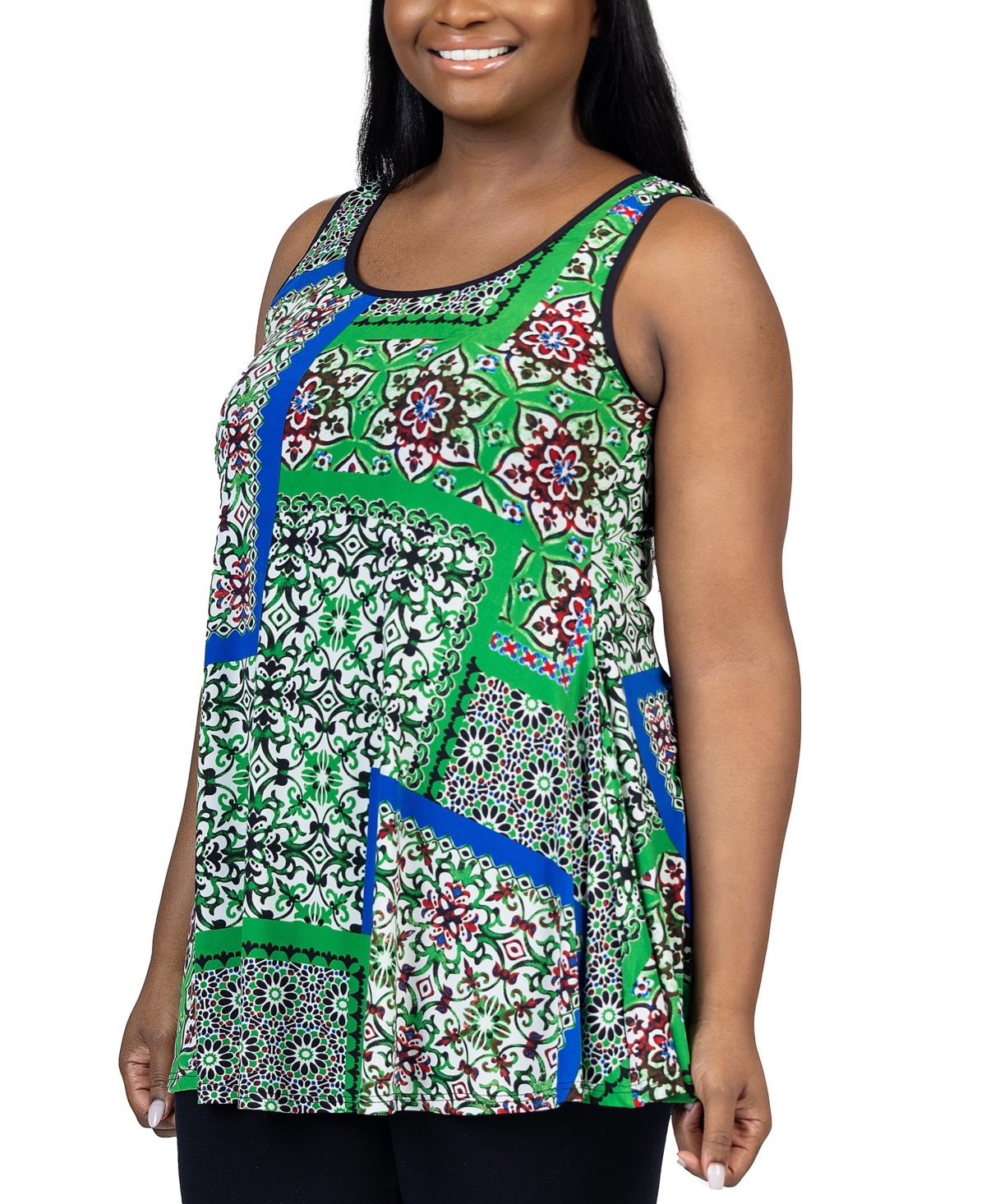 24seven Comfort Apparel Plus Size Casual Scoop Neck Tank Top