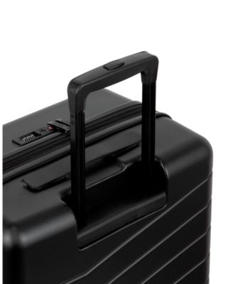 Munich 28" Upright Luggage