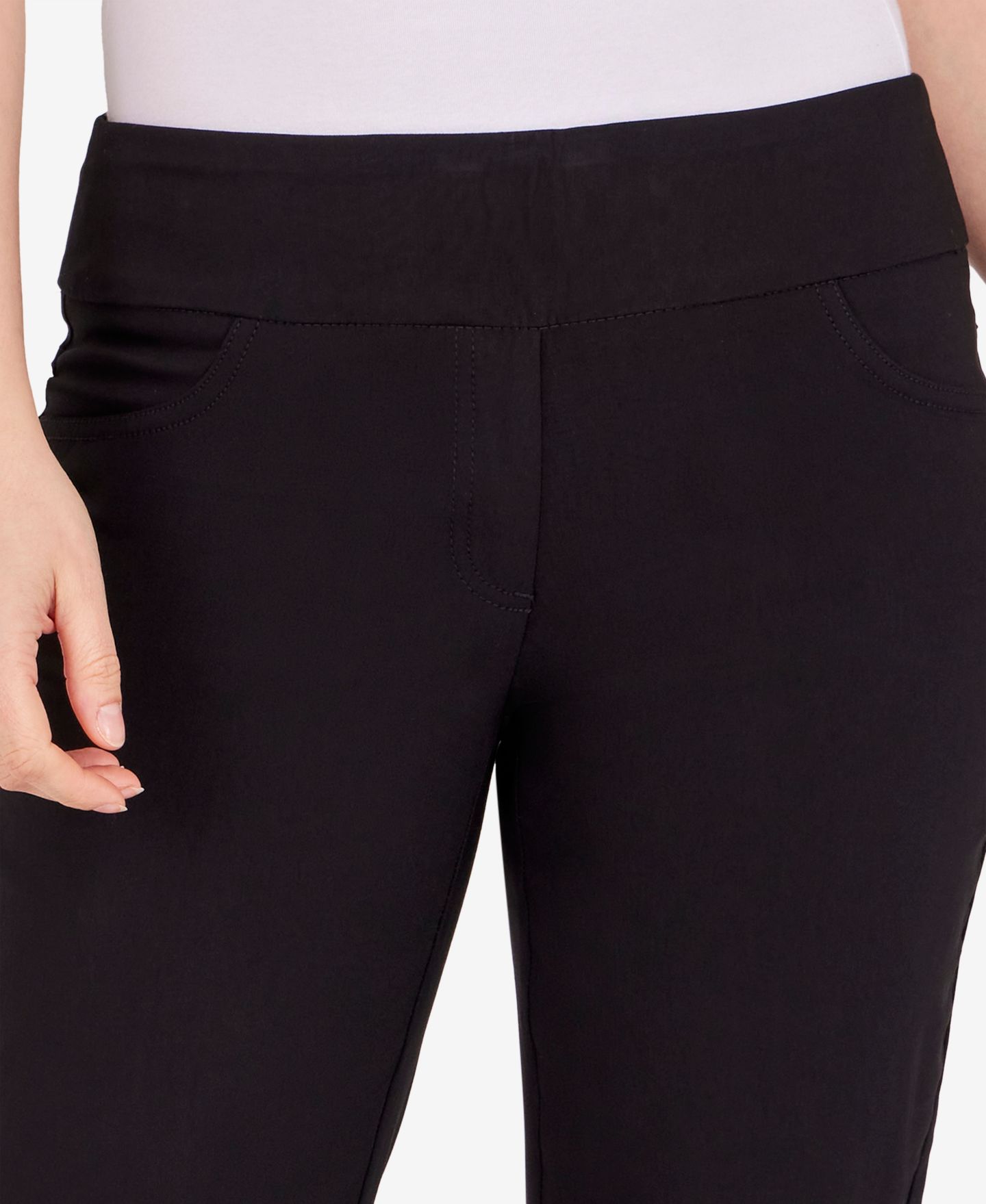 Женские брюки Ruby Rd. Petite Mid-Rise Pull-On Straight Solar Millennium Tech Ankle, цвет: Чёрный — фото 4