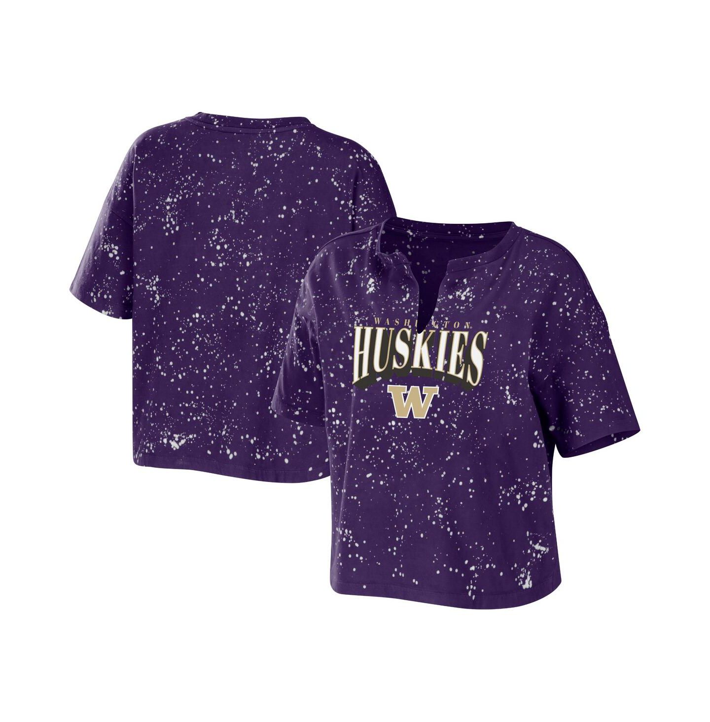 Женская футболка WEAR by Erin Andrews Purple Washington Huskies Bleach Wash Splatter Cropped Notch Neck — фото 1