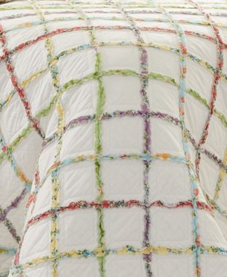 Ruffle Garden Appliqued Diamond Cotton Quilt, Twin