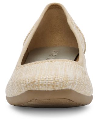 Women's Wisher Sport Wedge Pumps