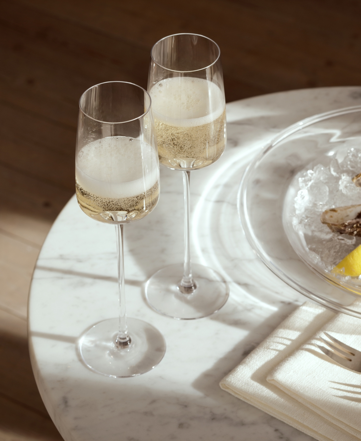LSA INTERNATIONAL METROPOLITAN CHAMPAGNE FLUTES, SET OF 4 