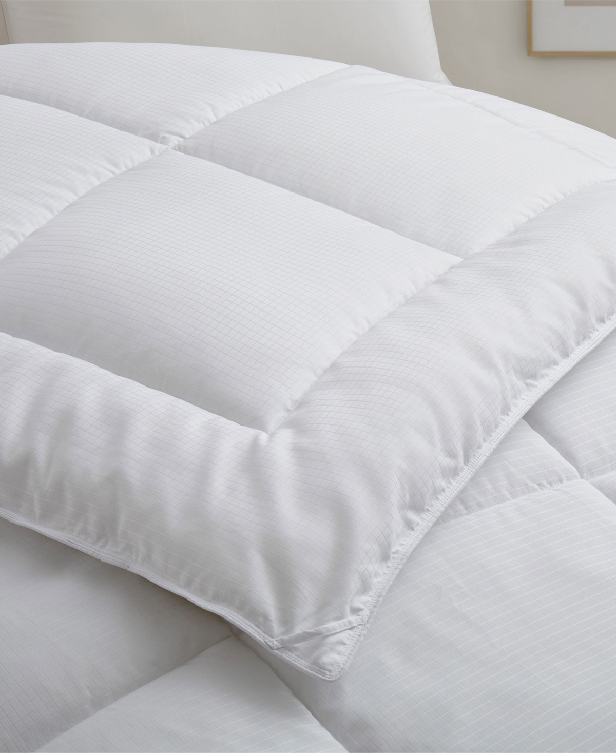Shop Unikome All Season Grid Quilted Luxury Comforter, Twin In White