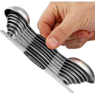 Set of 8 Stackable Magnetic Measuring Spoons with Leveler