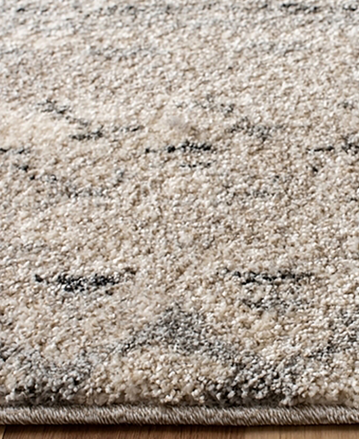 Safavieh Retro RET2136and Gray 6' x 6' Square Area Rug - Cream
