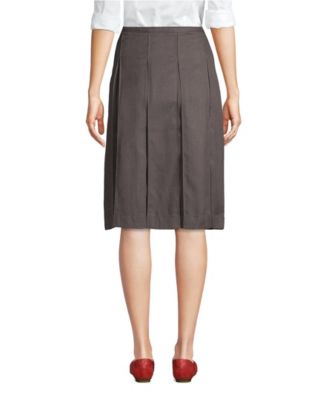 Women's Box Pleat Skirt Below the Knee