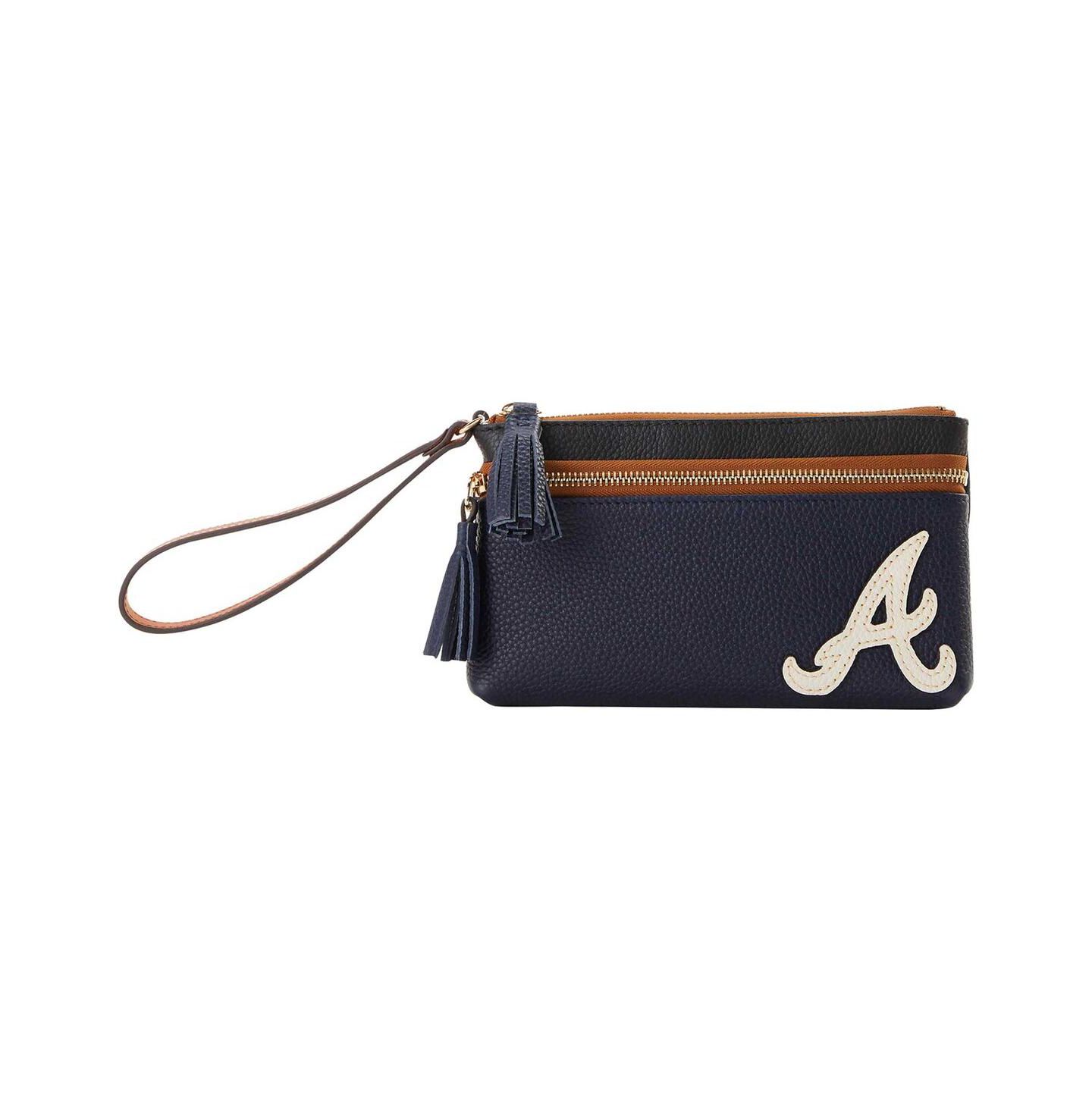 Женская сумка Dooney & Bourke Dooney Bourke Atlanta Braves Infield Double-Zip Wristlet — фото 2
