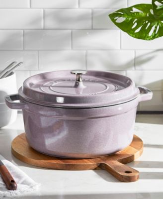 Cast Iron 5.5-Qt Round Dutch Oven