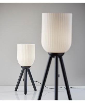 22.5" Wood Kinsley Table Lamp