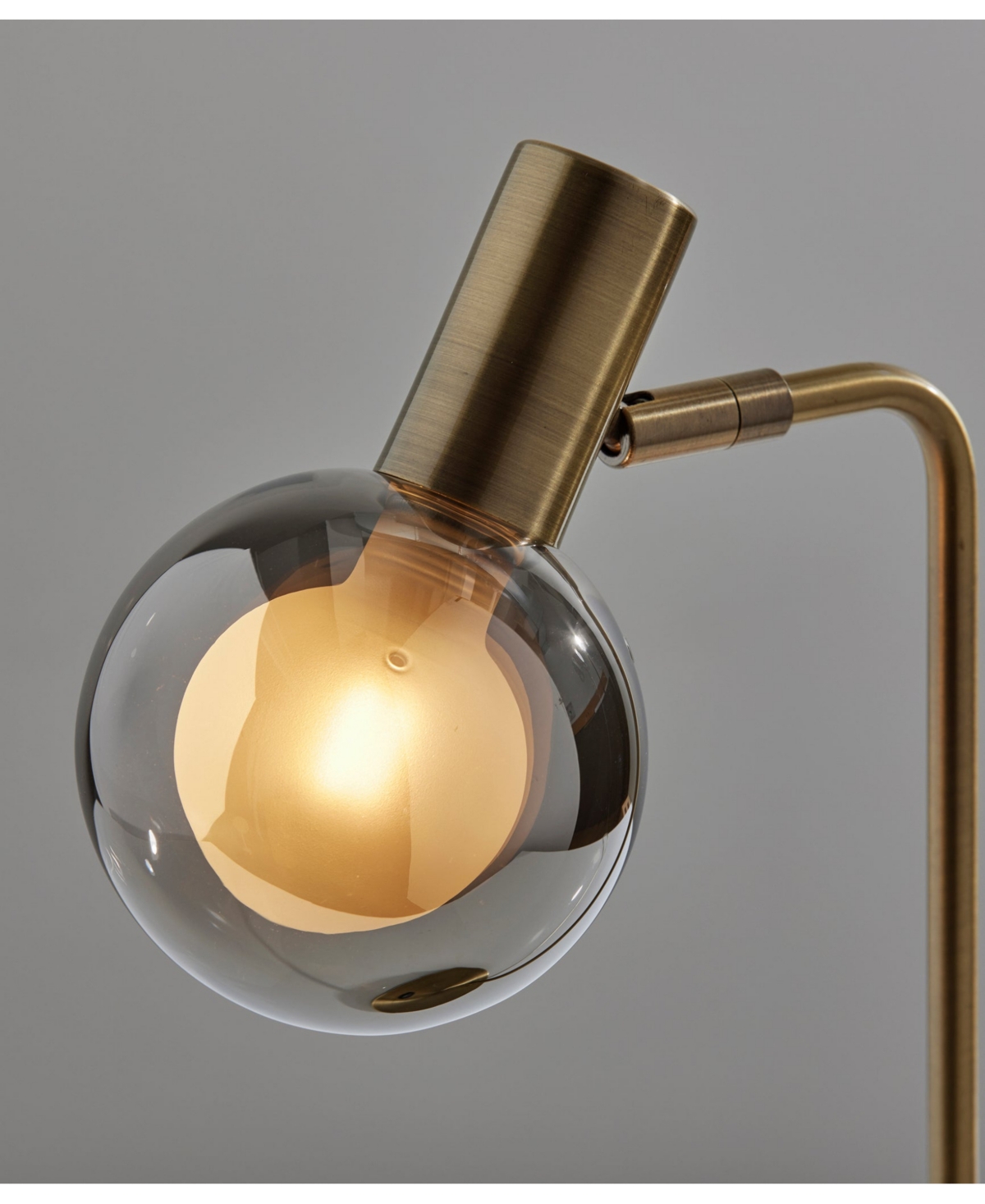 Adesso 16" In Antique-like Brass