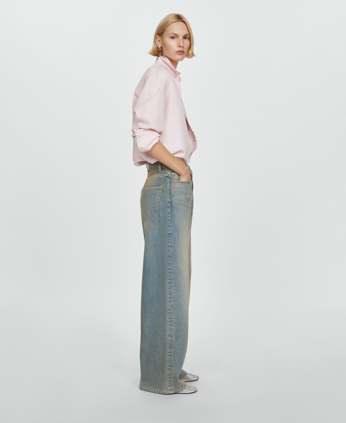 Shop Mango Women's Low-rise Loose-fit Wideleg Jeans In Open Blue
