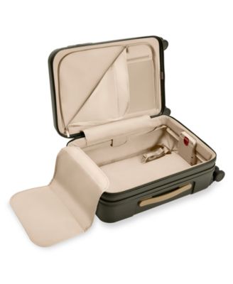 Sympatico 3.0 Essential Carry-On Expandable Spinner