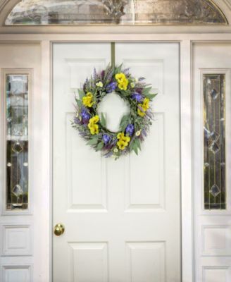 22 Pansy and Lavender Wreath