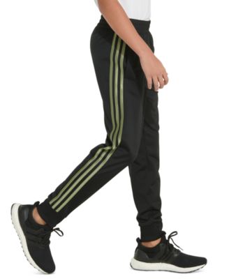 Adidas jogger retailer classic