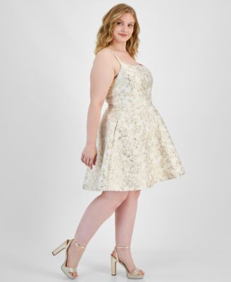 Trendy Plus Size Scoop-Neck Jacquard Dress